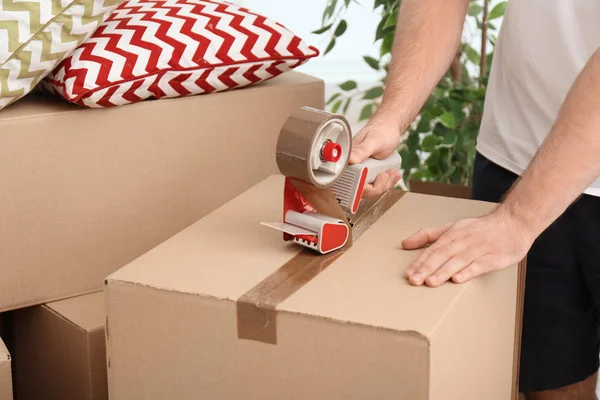 Man Packing Carton Box Indoors Closeup Moving Day — Stock Photo, Image