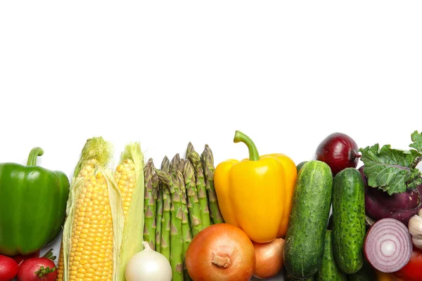 Surtido Verduras Frescas Sobre Fondo Blanco Vista Superior Espacio Para — Foto de Stock