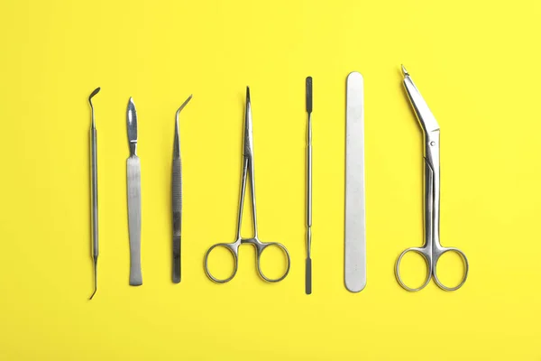 Set Medical Instruments Color Background Flat Lay — Stock Photo, Image