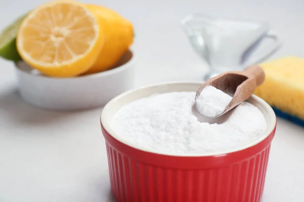 Bol Cuillère Avec Bicarbonate Soude Sur Table Grise — Photo