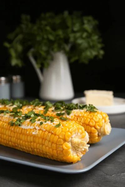 Delicious Boiled Corn Cobs Butter Parsley Gray Table — Stock Photo, Image