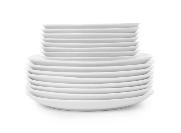 Στοίβα Καθαρά Πιάτα Λευκό Φόντο Πλύσιμο Πιάτων — Φωτογραφία Αρχείου