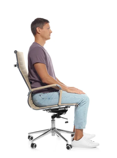 Homem Com Boa Postura Sentado Poltrona Contra Fundo Branco — Fotografia de Stock