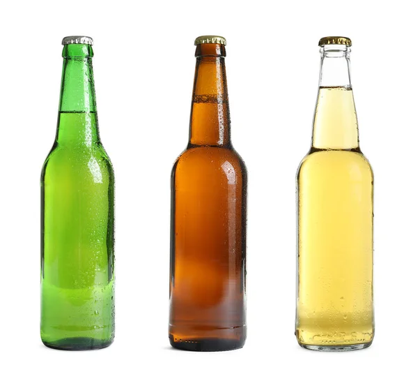 Conjunto Com Diferentes Garrafas Cerveja Gelada Fundo Branco — Fotografia de Stock