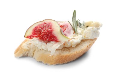 Olgun incir, prosciutto ve beyaz zemin üzerine krem peynir sandviç
