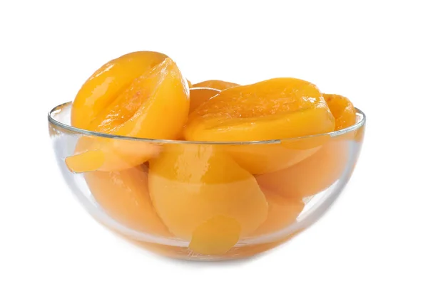 白色背景桃子罐头半碗 — 图库照片