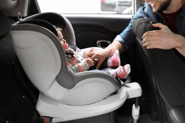 Babası sıkılaştırma bebek çocuk güvenlik koltuğu arabanın içine için