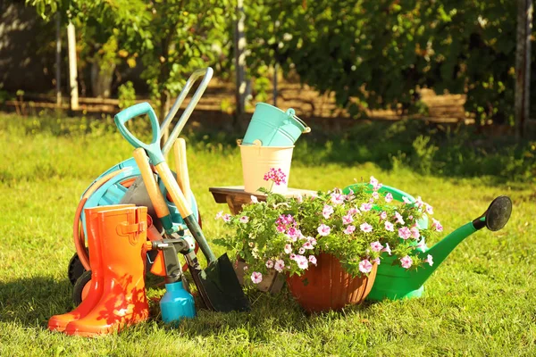 Set Gardening Tools Grass Outdoors — Stock Photo, Image