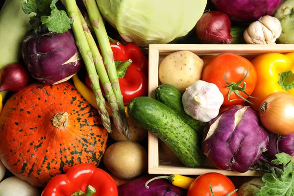 Banyak Sayuran Matang Segar Sebagai Latar Belakang Makanan Organik — Stok Foto