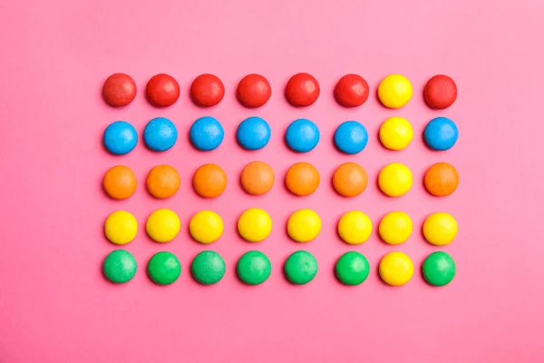 Sabrosos Caramelos Acristalados Sobre Fondo Color Vista Superior — Foto de Stock