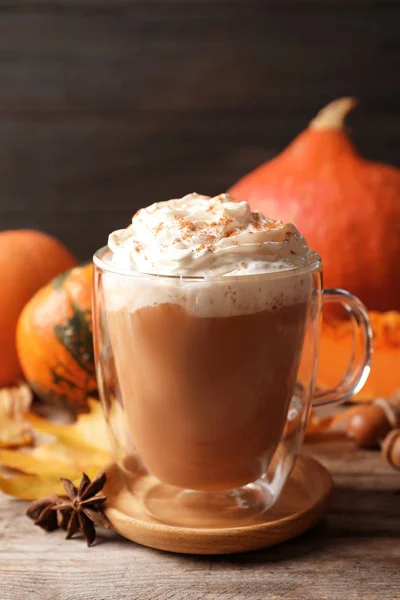 Glass Cup Tasty Pumpkin Spice Latte Wooden Table — Stock Photo, Image