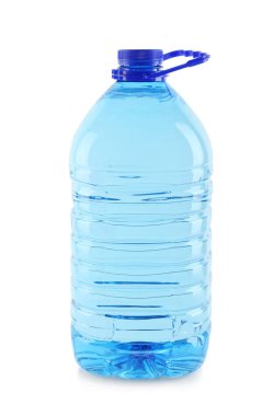 Beyaz arka plan üzerinde saf su ile büyük plastik şişe