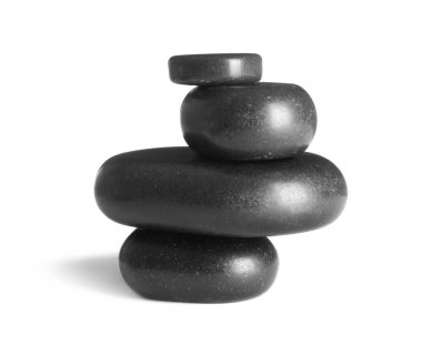 Zen spa taşlar beyaz zemin üzerine yığını