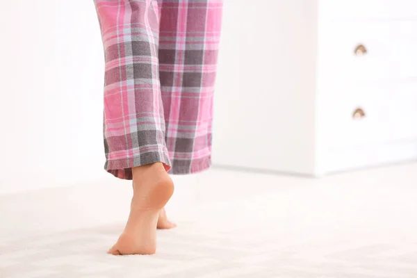 Woman Walking Barefoot Apartment Closeup Floor Heating — Stock Photo, Image