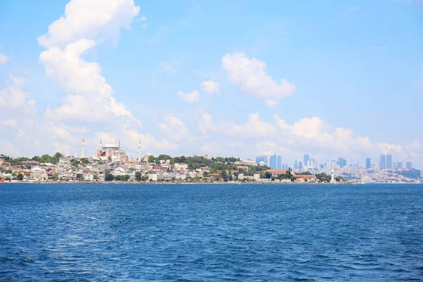 Istanbul Turecko Srpna 2018 Krásný Výhled Město Břehu Moře — Stock fotografie