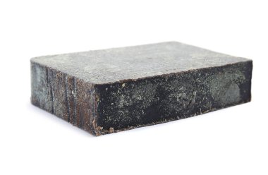 El yapımı sabun bar beyaz arka plan üzerinde