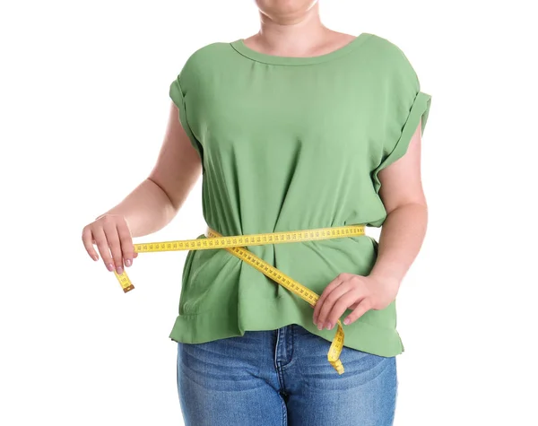 超重妇女测量腰部前体重下降的白色背景 — 图库照片
