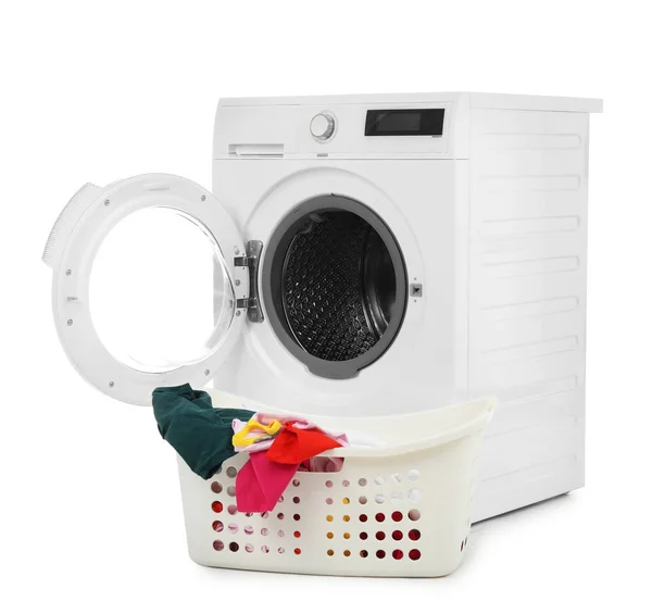 现代洗衣机和篮子与洗衣房在白色背景 — 图库照片