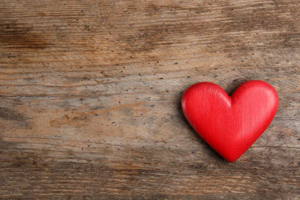 Rood Hart Houten Tafel Bovenaanzicht Met Ruimte Voor Tekst Concept — Stockfoto