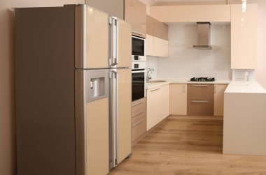 Ferah modern mutfak buzdolabı iç