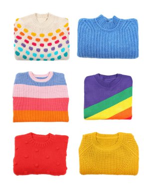 Beyaz arka plan üzerinde katlanmış sıcak kazak ayarla