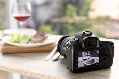 Gıda blog fotoğraf makinesi ekranında kapalı için fotoğraf. Metin için yer