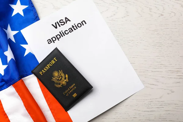 Plat Lag Samenstelling Met Vlag Van Verenigde Staten Paspoort Visa — Stockfoto