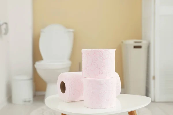 Toilet Paper Rolls Table Bathroom — Stock Photo, Image