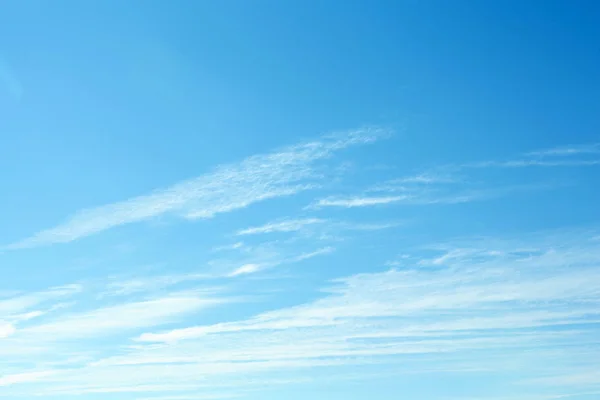 Blick Auf Schönen Blauen Himmel Mit Wolken — Stockfoto