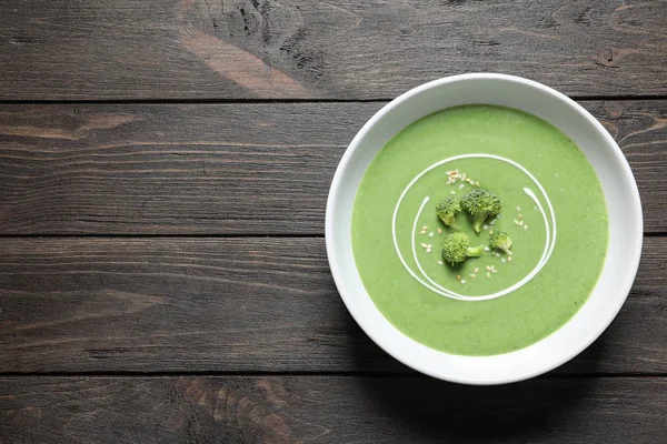 Minestra Fresca Disintossicazione Vegetale Base Broccoli Piatto Spazio Testo Tavolo — Foto Stock