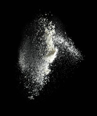 Splash bulut buğday unu siyah arka plan üzerine