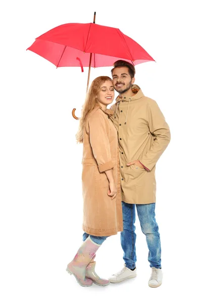 Jeune Couple Romantique Avec Parapluie Lumineux Sur Fond Blanc — Photo
