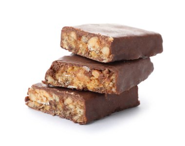 Lezzetli sırlı protein bar beyaz arka plan üzerinde parçaları
