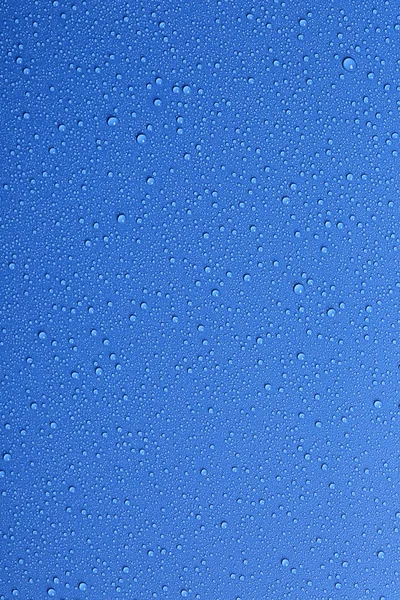Капли Воды Цветном Фоне Вид Сверху — стоковое фото