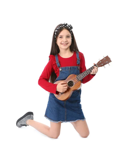 Liten Glad Flicka Spela Gitarr Isolerad Vit — Stockfoto