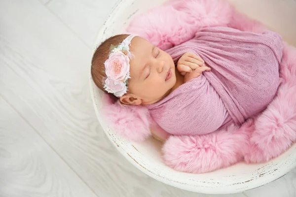 Adorable Newborn Girl Lying Baby Nest Light Background — Stock Photo, Image