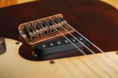 Modern elektro gitar, closeup görünümü. Müzik aleti