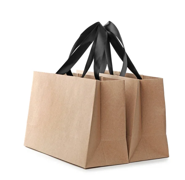 纸购物袋与处理在白色背景 用于设计的模型 — 图库照片