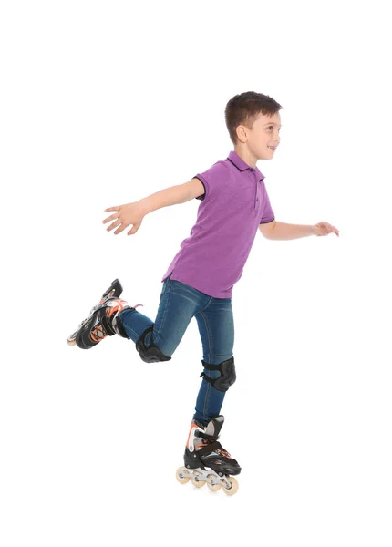 Kleiner Junge Mit Inline Rollschuhen Auf Weißem Hintergrund — Stockfoto