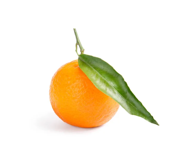Chutné Zralé Mandarinku List Bílém Pozadí — Stock fotografie