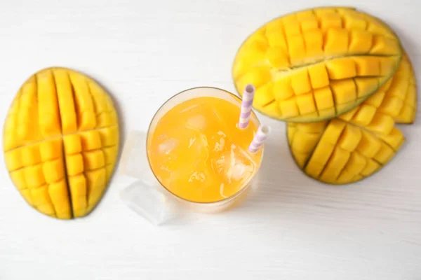 Fresh Mango Drink Fruits Table Top View — Stock Photo, Image