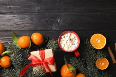 Olgun mandalina ve ahşap arka plan üzerinde metin için yer Noel kompozisyonu, düz yatıyordu