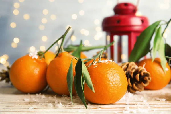 Vánoční Složení Zralé Mandarinky Stole — Stock fotografie