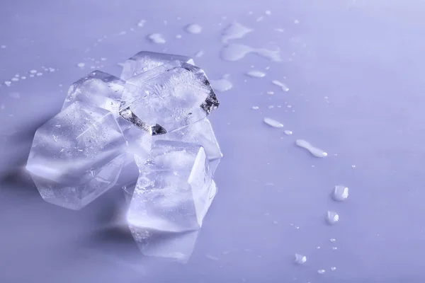 Transparente Eiswürfel Auf Spiegeloberfläche Raum Für Text — Stockfoto