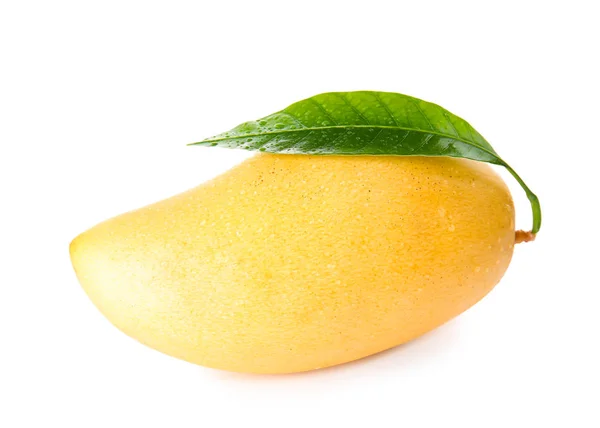 Färsk Mogen Mango Med Grönt Blad Isolerad Vit — Stockfoto