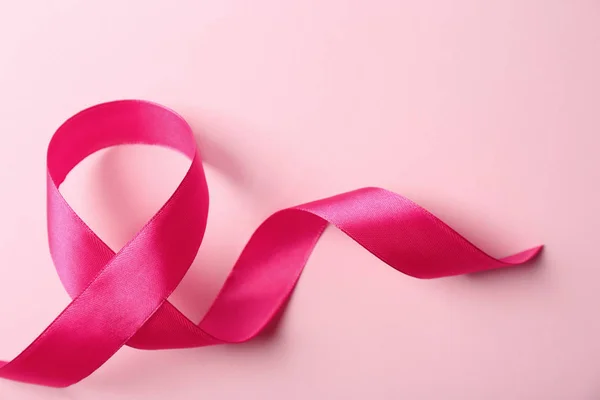 Cinta Rosa Sobre Fondo Color Concepto Conciencia Sobre Cáncer Mama — Foto de Stock