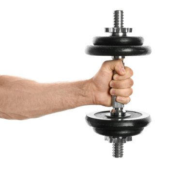 Beyaz arka plan üzerinde metal dumbbell tutarak Erkek atlet