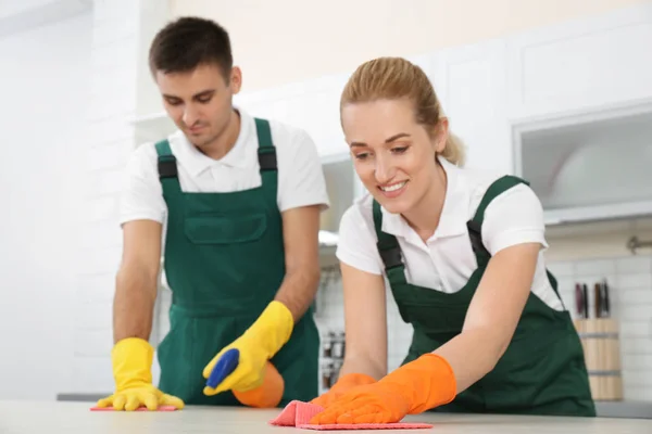 Male Janitor Cleaning Oven Tray Sponge Kitchen — Stock Photo, Image