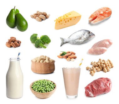 Beyaz arka plan üzerinde farklı doğal protein yiyecek ile ayarla