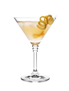 Martini buz küpleri ve beyaz zemin üzerine limon kabuğu kokteyl bardak